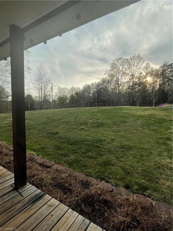 192 Beulah Church Road Mount Airy, NC 27030 - Photo 6 of 38 Gallery Image 6