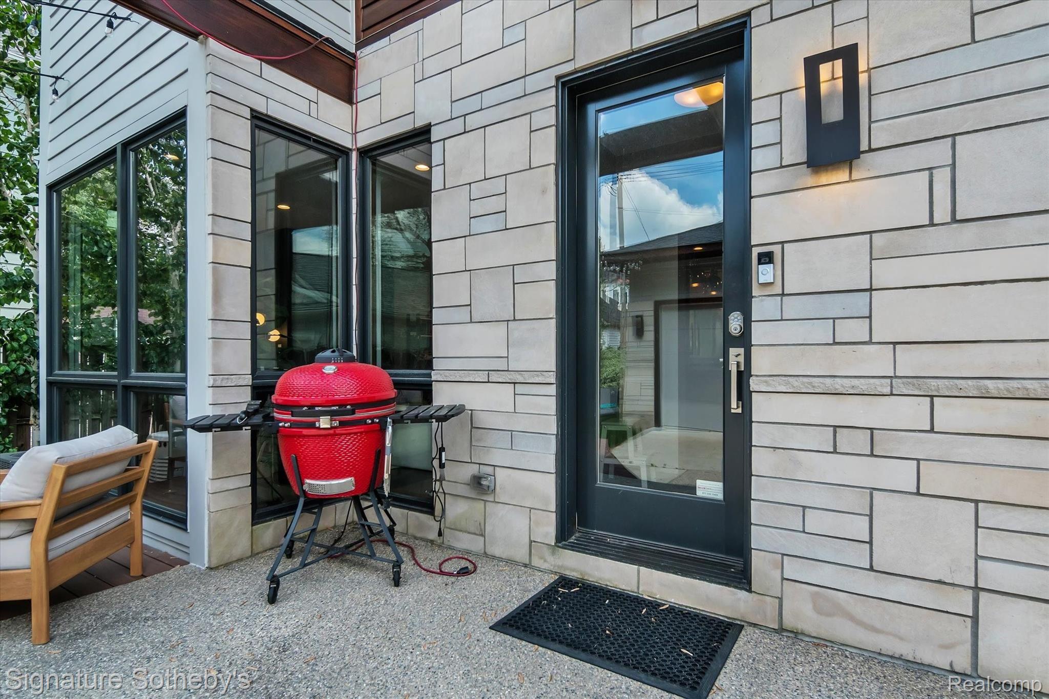 1259 Ruffner Avenue Birmingham, MI 48009 - Photo 82 of 91 60-1259-Ruffner-Ave-WindowStill-Real-Estate-Photography-61.jpg