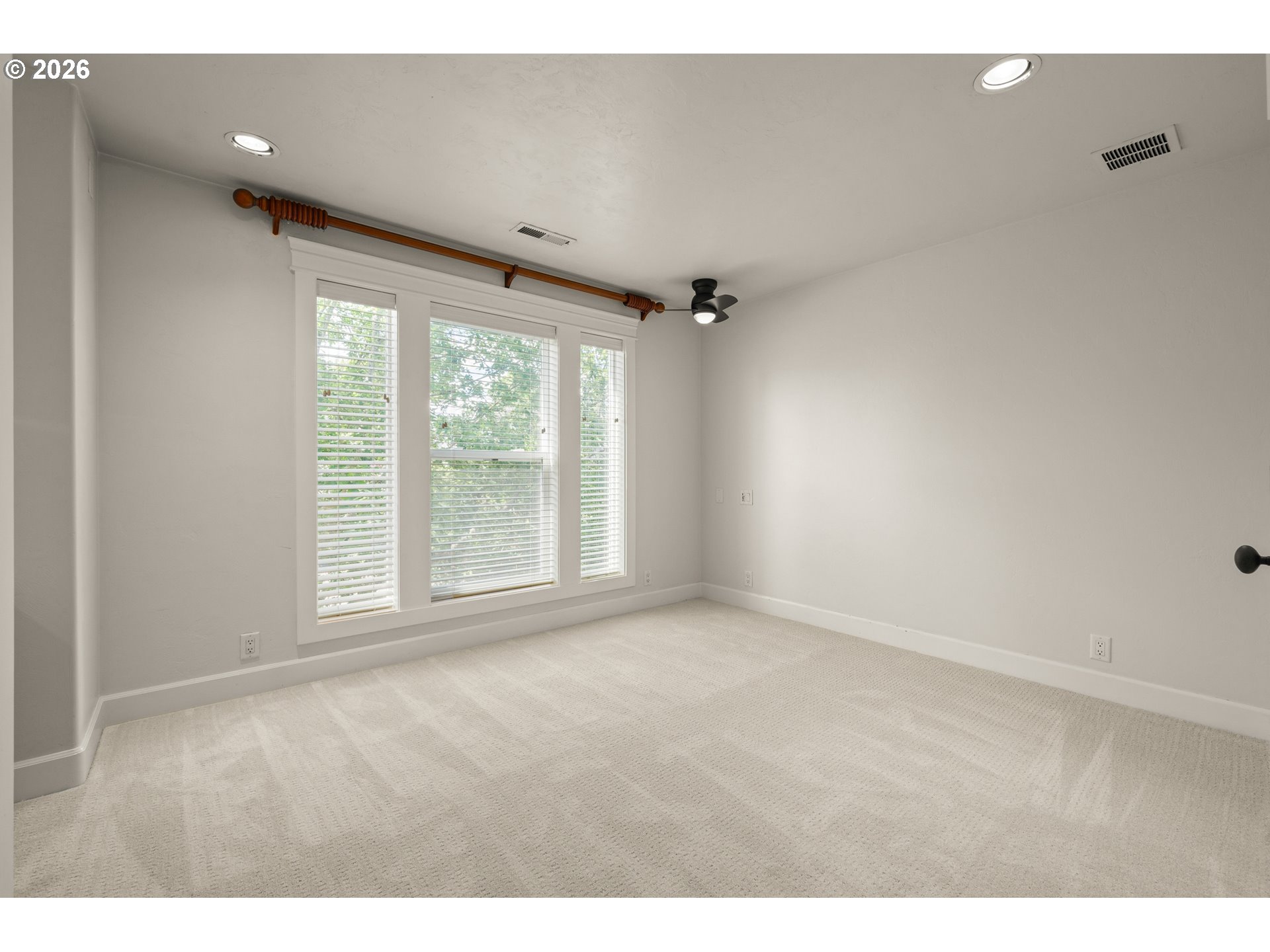 1695 Canoe Ridge Way Eugene, OR 97408 - Photo 24 of 46
