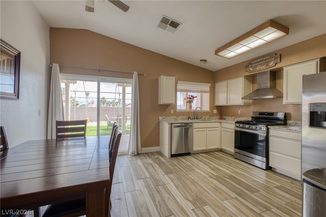 3048 South Soledad Drive Laughlin, NV 89029 - Photo 17 of 29