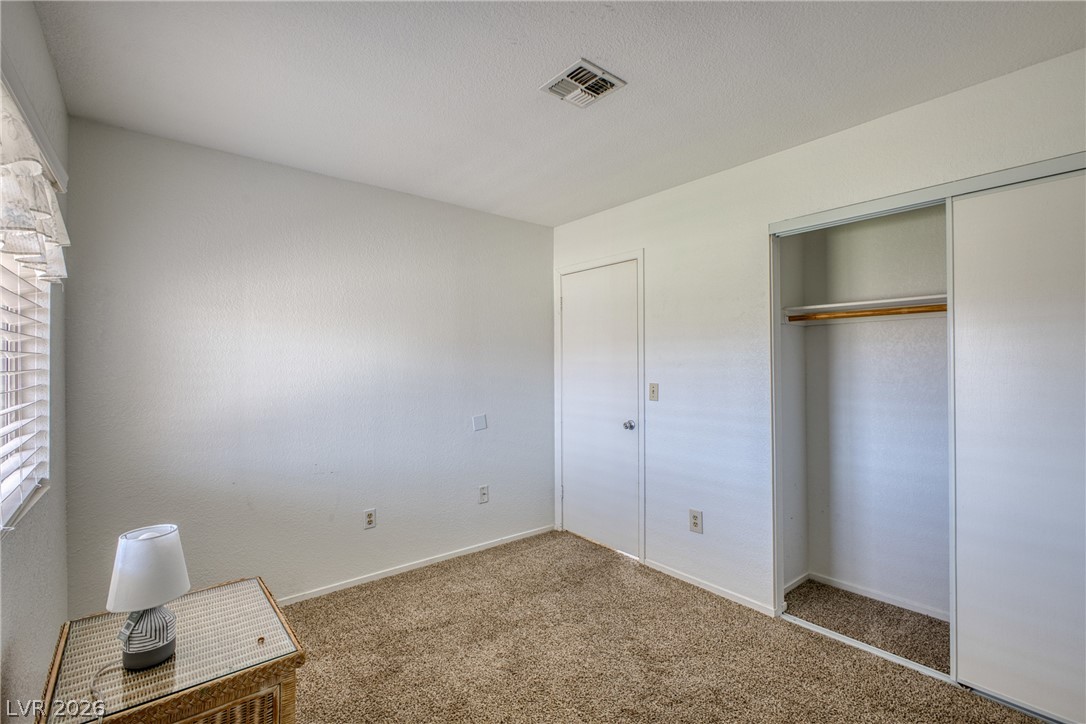 3048 South Soledad Drive Laughlin, NV 89029 - Photo 24 of 29 Guest bedroom