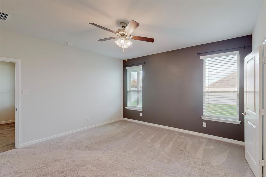 821 Falcon Road Argyle, TX 76226 - Photo 18 of 38