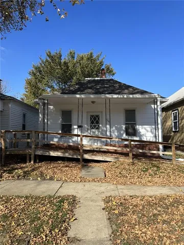 $48,900 | 5304 Pryor Avenue, St. Joseph, MO 64504