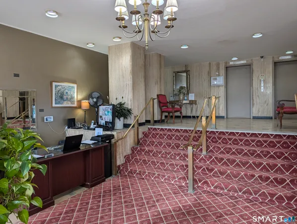 $1,500 | 80 Cartright Street, Unit 6L, Bridgeport, CT 06604