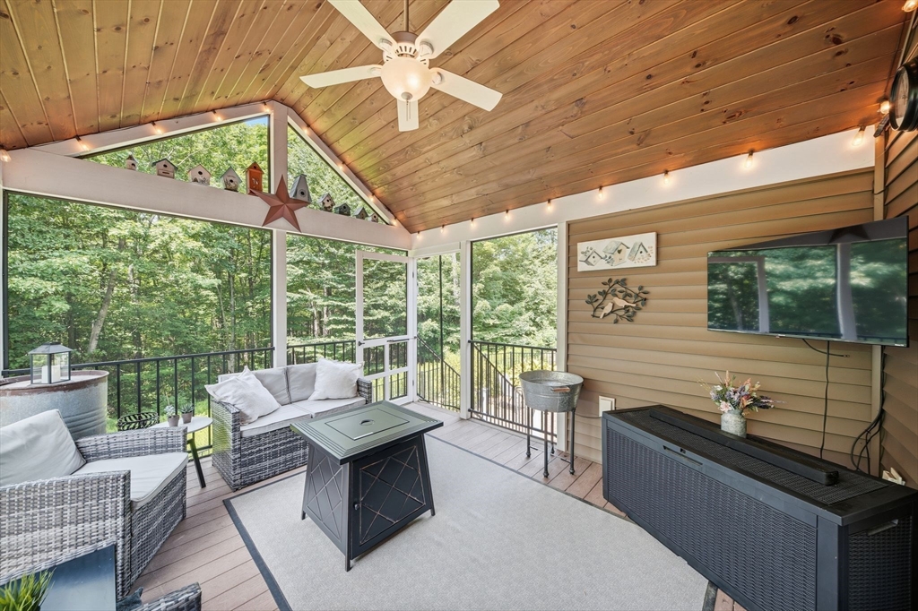 128 Bragg Hill Road Westminster, MA 01473 - Photo 20 of 42
