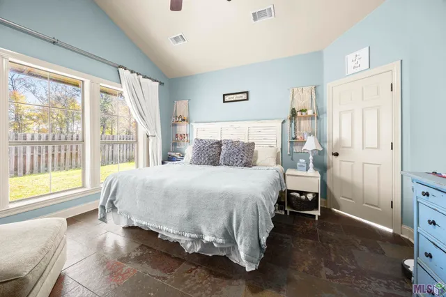 $499,999 | 8510 Ormand Drive, Zachary, LA 70791