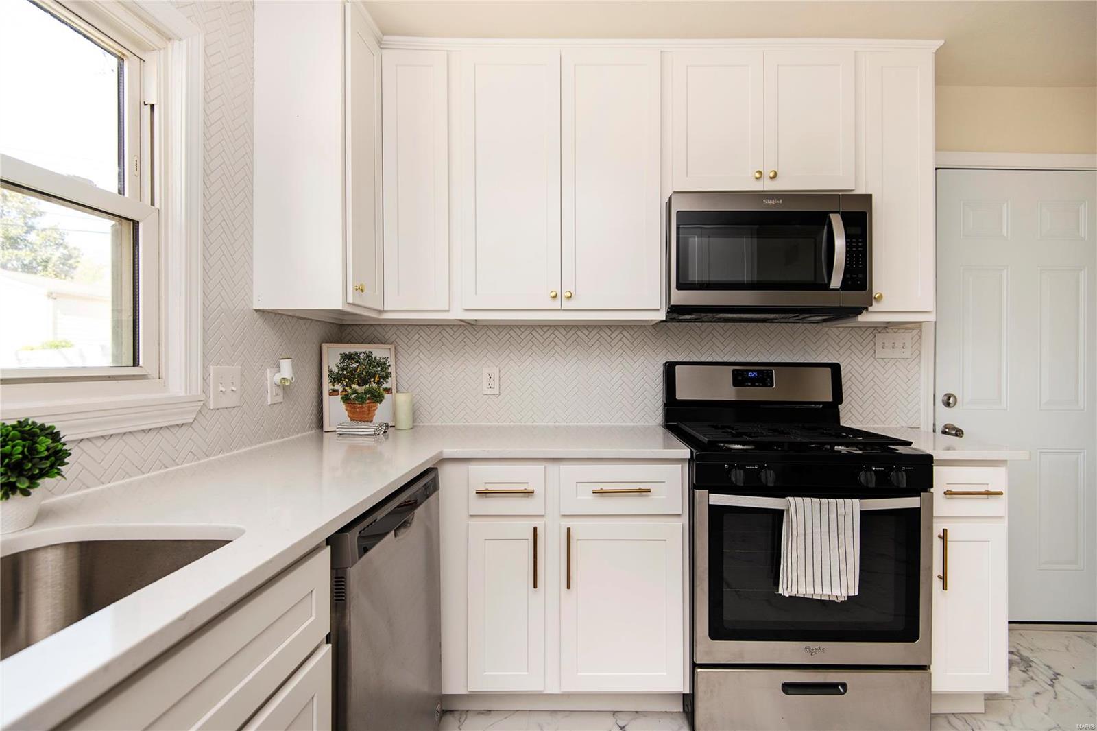 4720 Mattis Road St. Louis, MO 63128 - Photo 14 of 52 Gallery Image 14