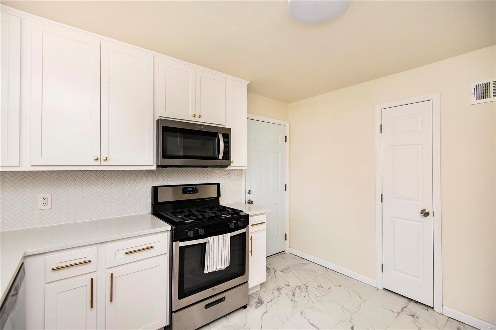 4720 Mattis Road St. Louis, MO 63128 - Photo 17 of 52 Gallery Image 17