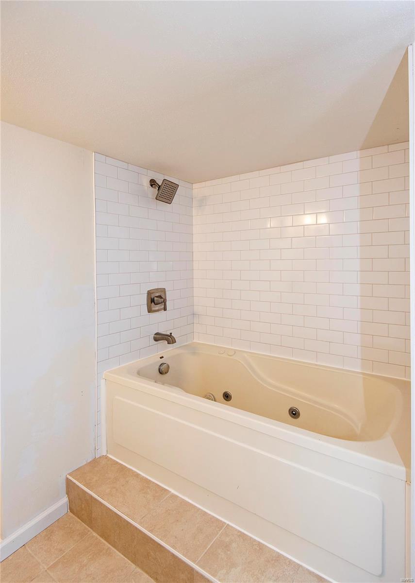 4720 Mattis Road St. Louis, MO 63128 - Photo 35 of 52 Gallery Image 35