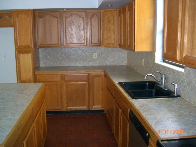 2415 Pacetti Road St. Augustine, FL 32092 - Photo 9 of 9 Kitchen Cabinets