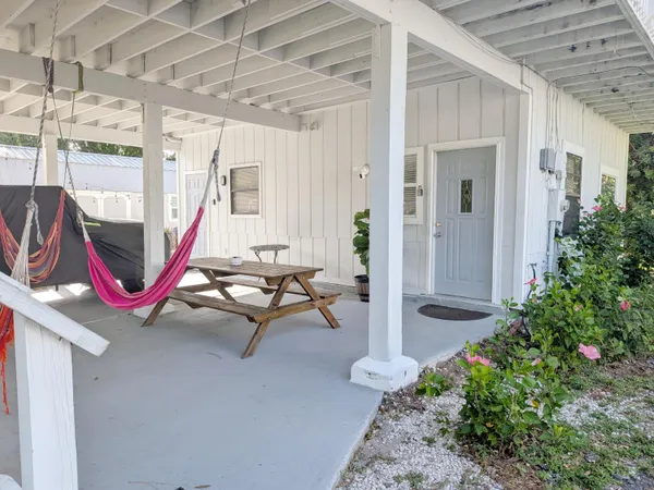 $1,500 | 1866 9th Place, Vero Beach, FL 32960