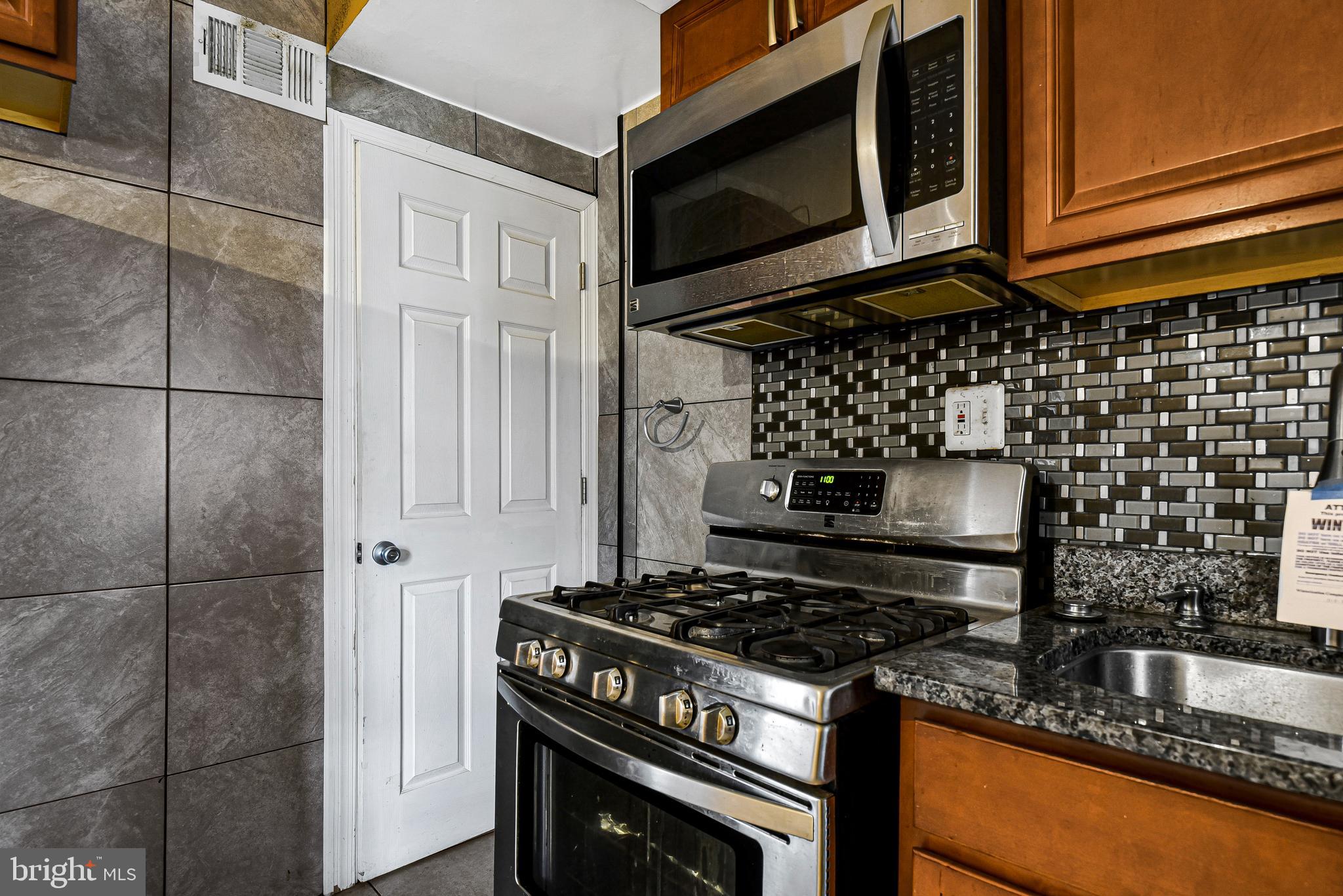 1452 Howard Road Southeast Washington, DC 20020 - Photo 16 of 36