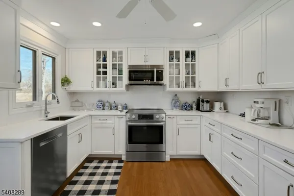 $875,000 | 47 Dexter Drive North, Bernards, NJ 07920