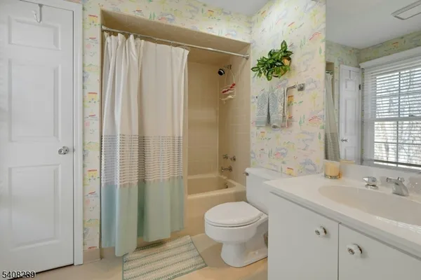 $875,000 | 47 Dexter Drive North, Bernards, NJ 07920