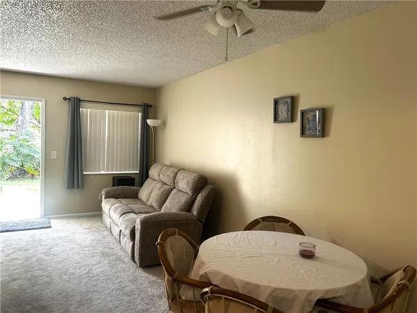 $1,300 | 15 Vista Gdns Trail, Unit 104, Vero Beach, FL 32962