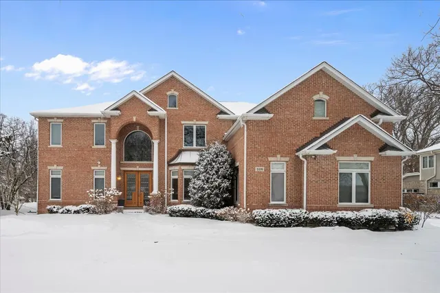 $1,635,000 | 326 Briar Lane, Highland Park, IL 60035