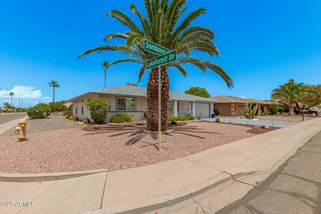$2,600 | 10146 North Sombrero Circle, Sun City, AZ 85373