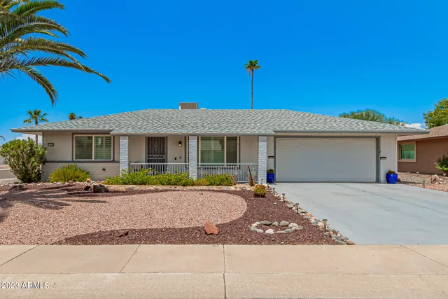 $2,600 | 10146 North Sombrero Circle, Sun City, AZ 85373