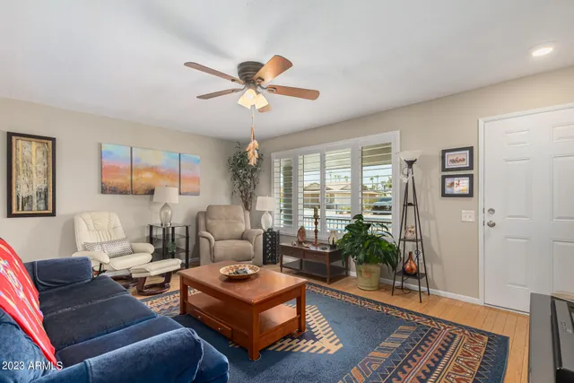 $2,600 | 10146 North Sombrero Circle, Sun City, AZ 85373