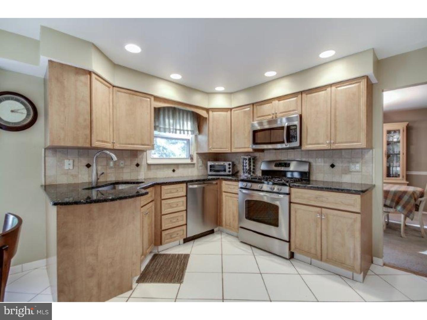 117 Capella Road Sewell, NJ 08080 - Photo 9 of 25 Kitchen