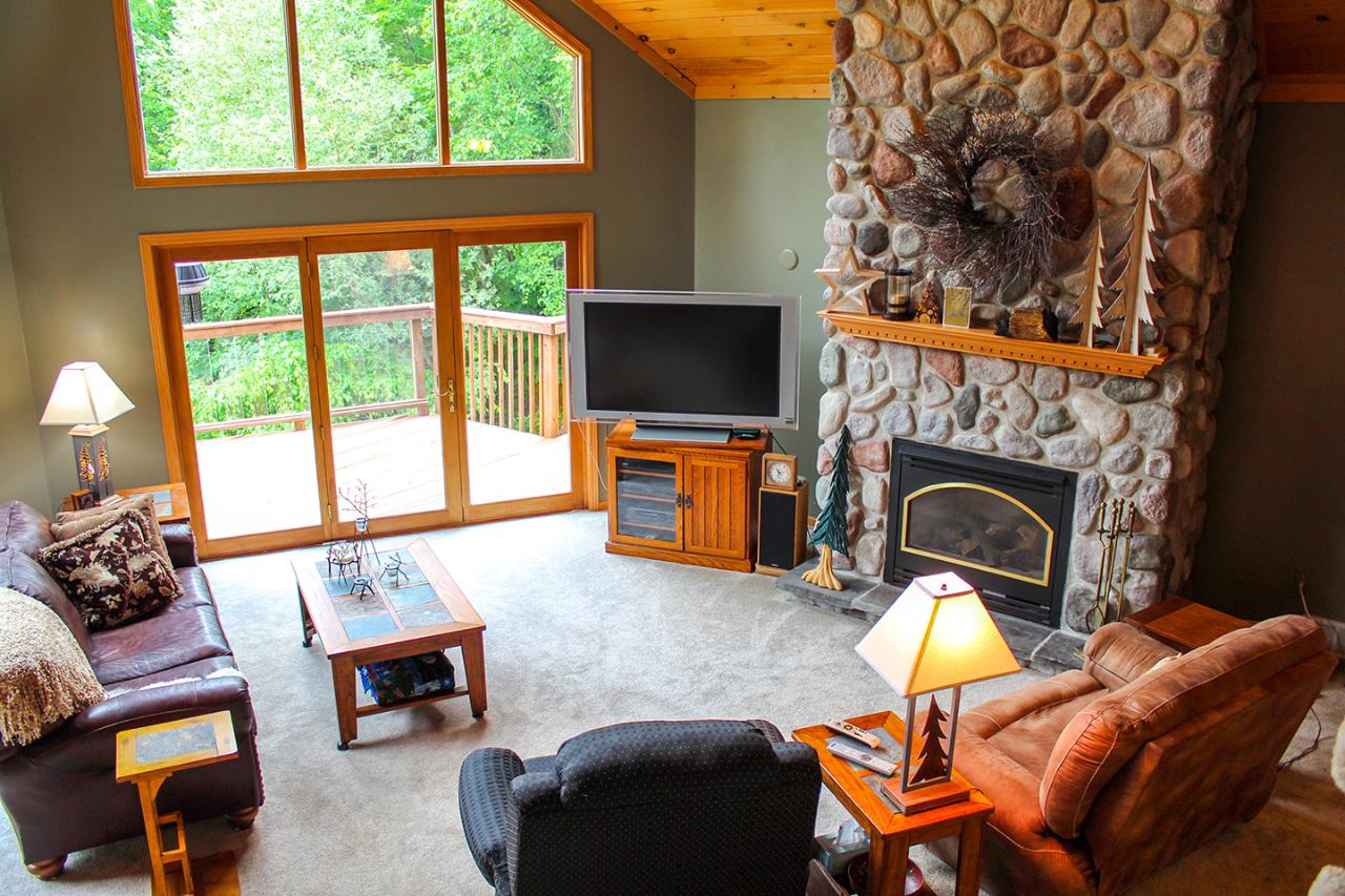 6870 Fire Tower Road Rhinelander, WI 54501 - Photo 5 of 64 Gallery Image 5