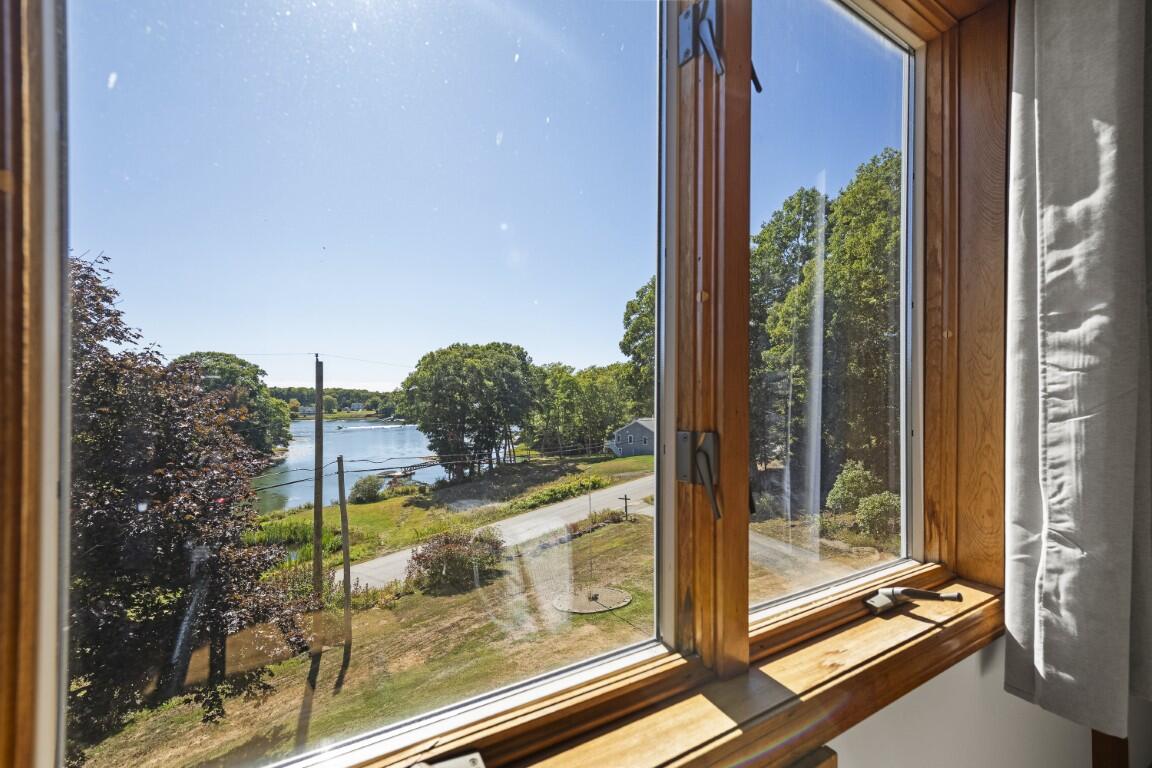 353 East Side Road Boothbay, ME 04571 - Photo 27 of 41 26