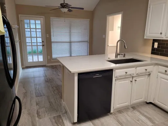 $2,900 | 3625 Longbow Lane, Plano, TX 75023