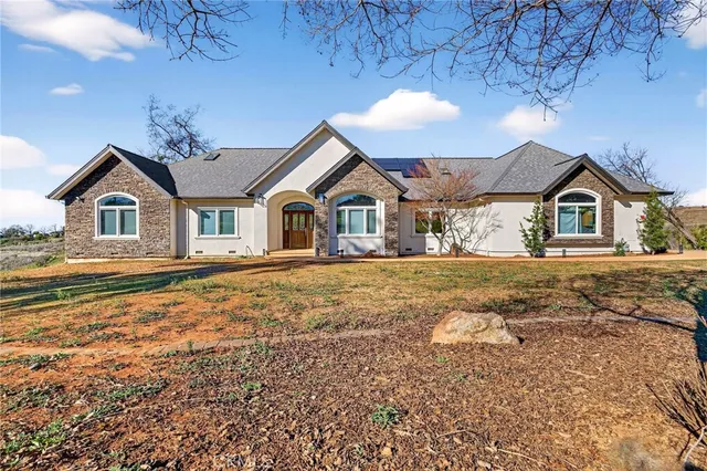 $949,000 | 146 Jay Bird Lane, Paradise, CA 95969