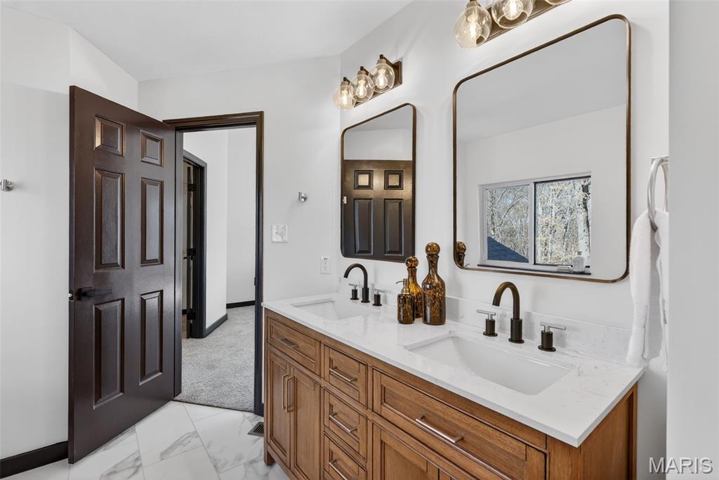 3151 Olde Post Road St. Louis, MO 63129 - Photo 33 of 60