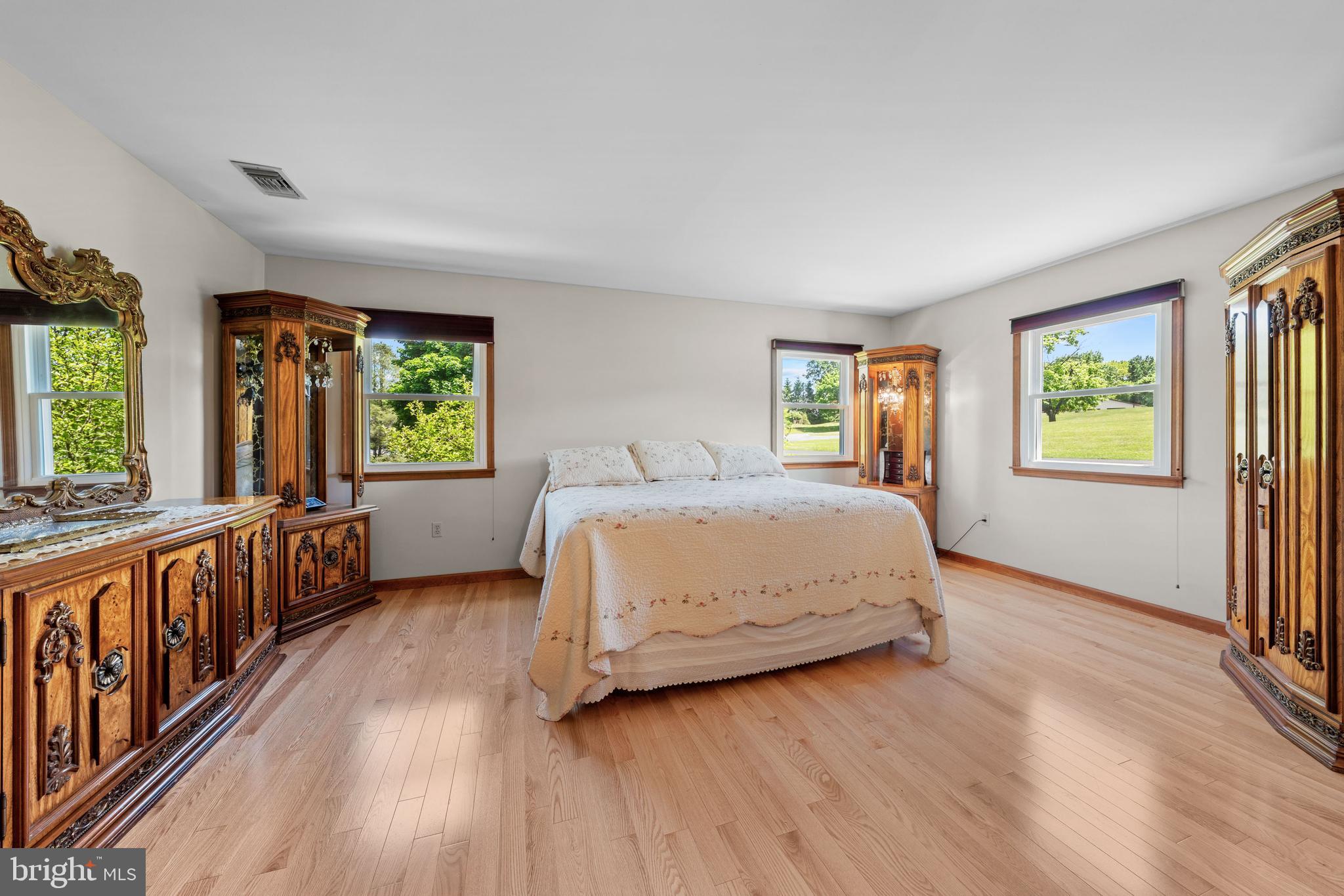 947 Tamenend Road Bath, PA 18014 - Photo 24 of 61