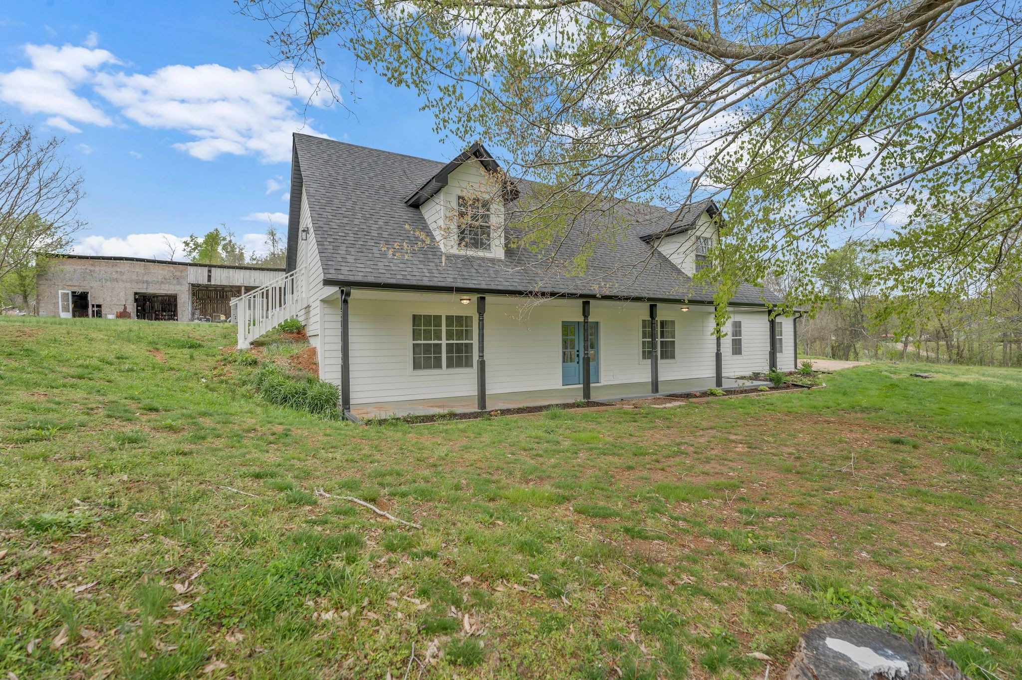 90 Day Road Leoma, TN 38468 - Photo 2 of 19