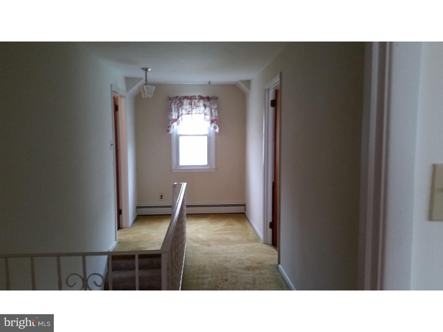 3140 East County Line Road Hatboro, PA 19040 - Photo 18 of 22 Hallway
