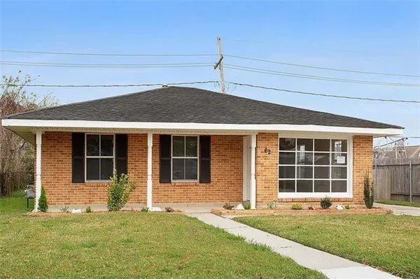 $175,000 | 62 West Claiborne Square, Chalmette, LA 70043