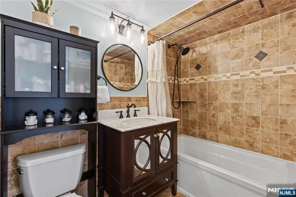 $3,950 | 9060 Palisade Avenue, Unit 1026, North Bergen, NJ 07047