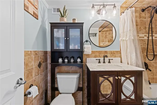 $3,950 | 9060 Palisade Avenue, Unit 1026, North Bergen, NJ 07047