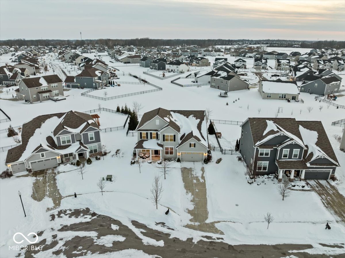 13324 Fielding Way Fishers, IN 46037 - Photo 3 of 94