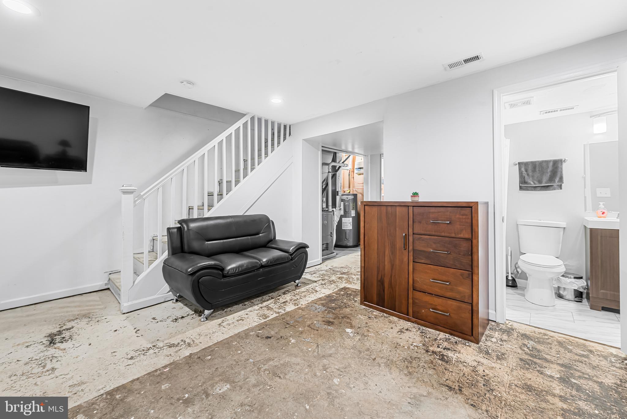 4213 Rokeby Road Baltimore, MD 21229 - Photo 18 of 24
