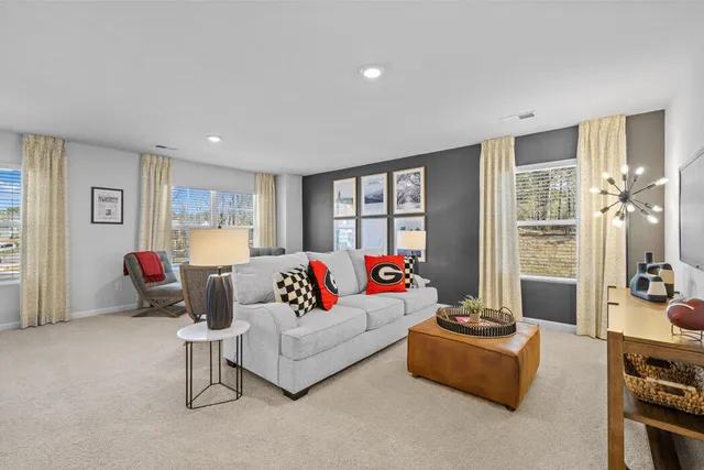 $368,070 | 704 Hollis Avenue, Grovetown, GA 30813