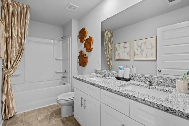 $368,070 | 704 Hollis Avenue, Grovetown, GA 30813