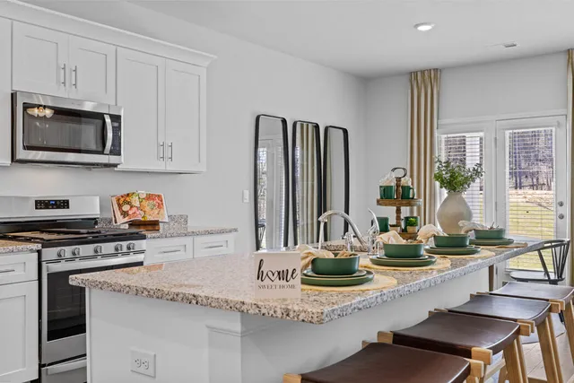 $368,070 | 704 Hollis Avenue, Grovetown, GA 30813