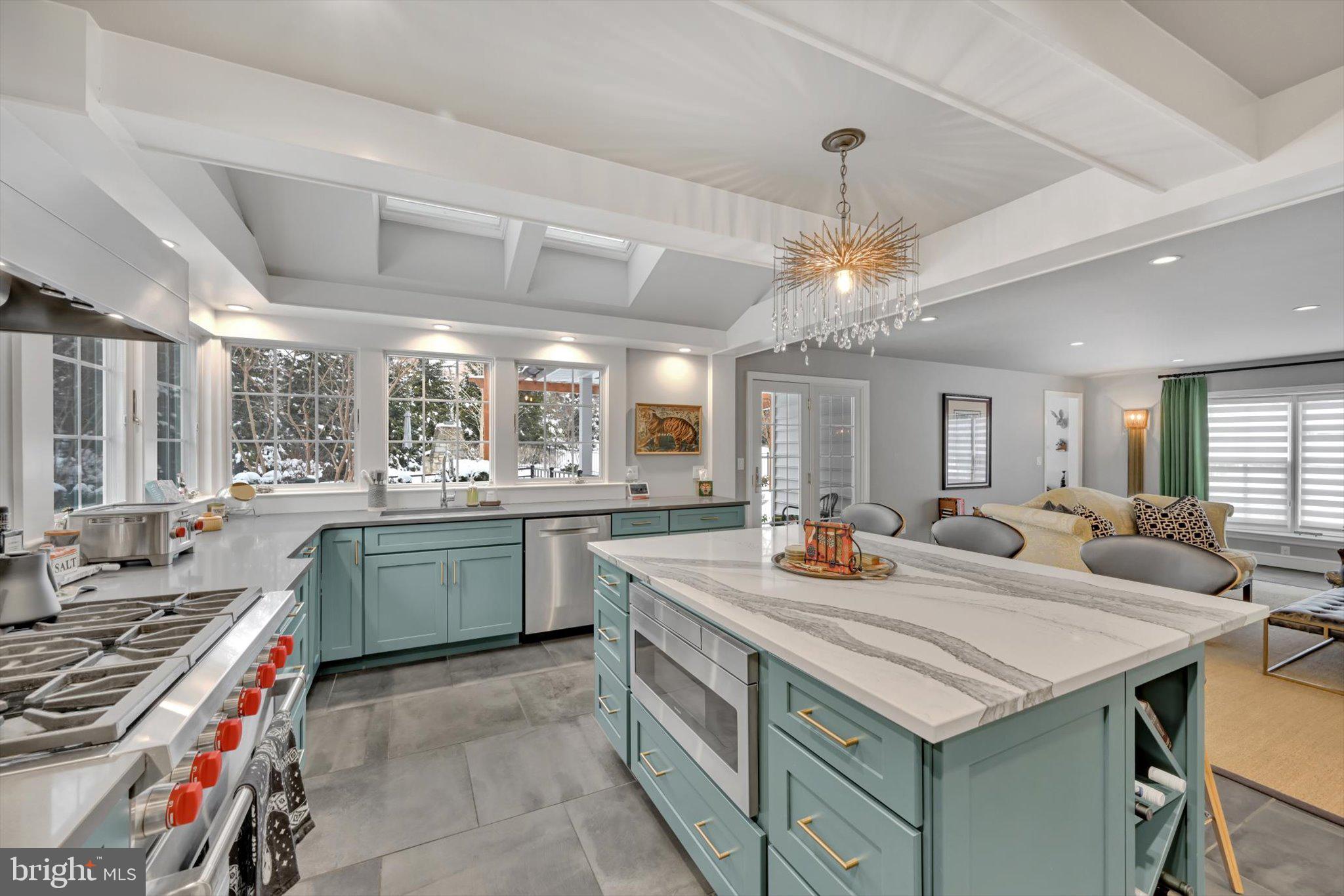 1401 Hillcrest Road Lancaster, PA 17603 - Photo 21 of 105 Kitchen