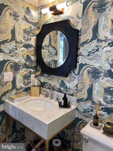 1401 Hillcrest Road Lancaster, PA 17603 - Photo 27 of 105 Powder Room