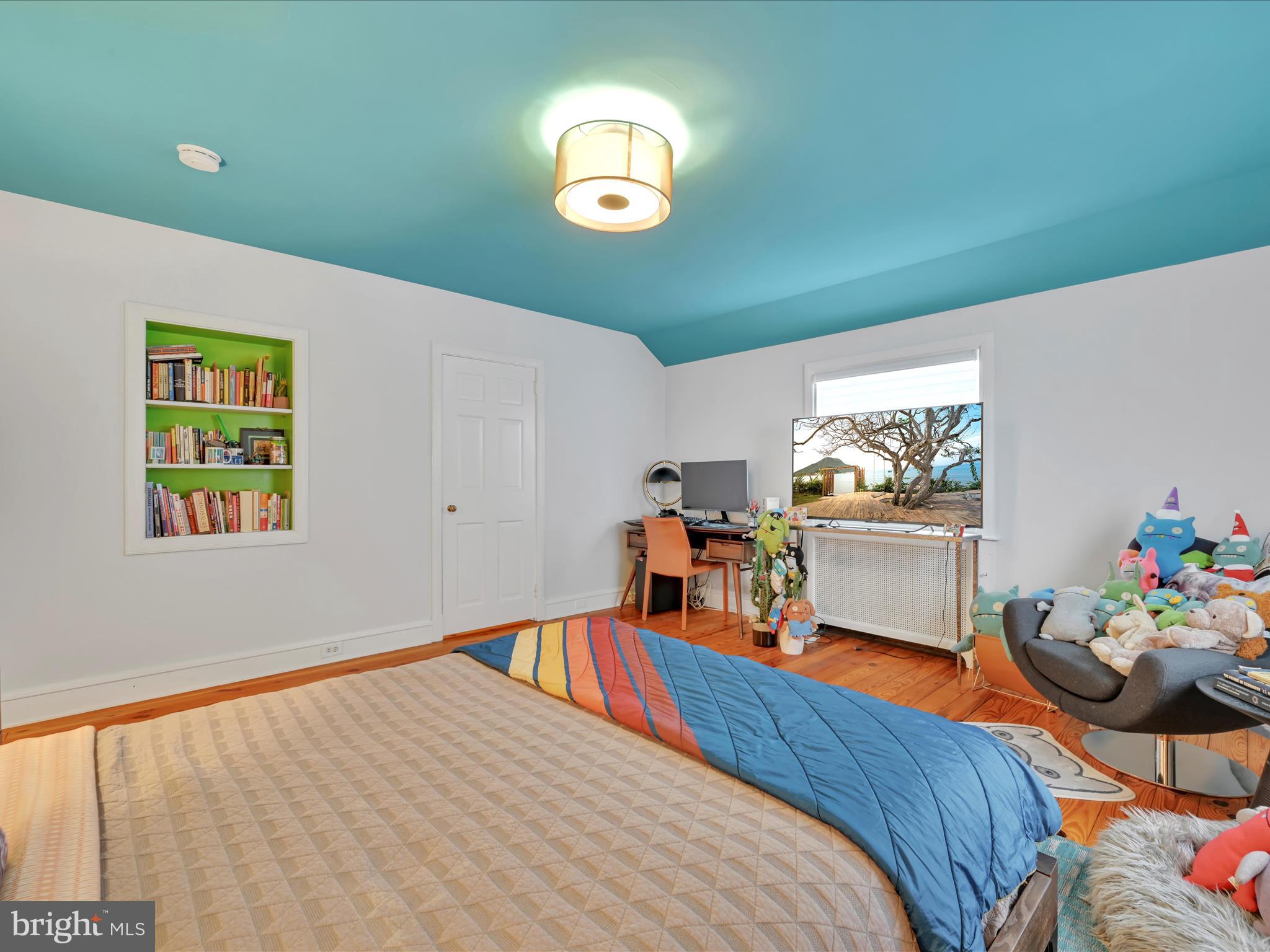 1401 Hillcrest Road Lancaster, PA 17603 - Photo 38 of 105 Bedroom 2