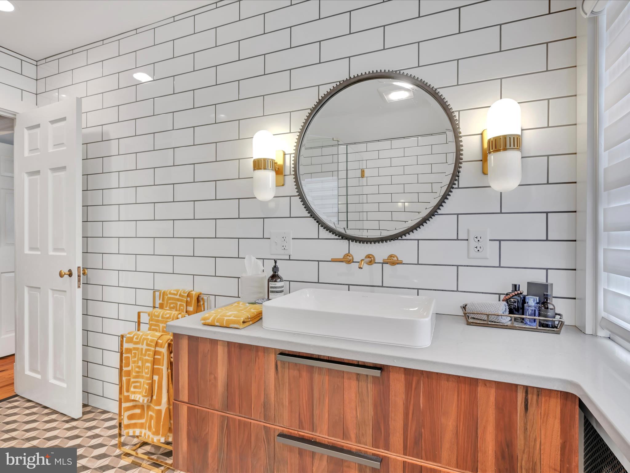 1401 Hillcrest Road Lancaster, PA 17603 - Photo 40 of 105 Bathroom