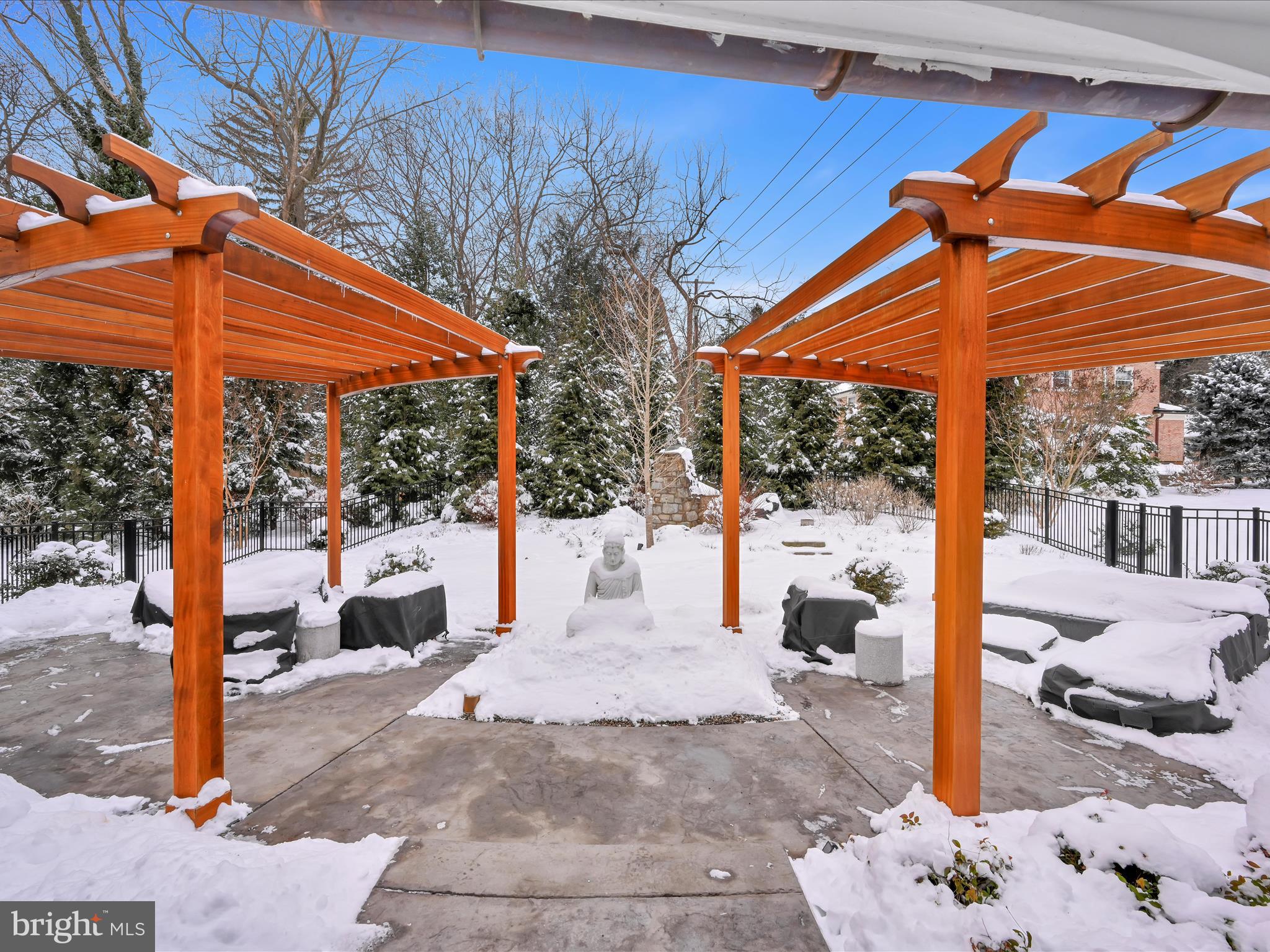 1401 Hillcrest Road Lancaster, PA 17603 - Photo 41 of 105 Patio