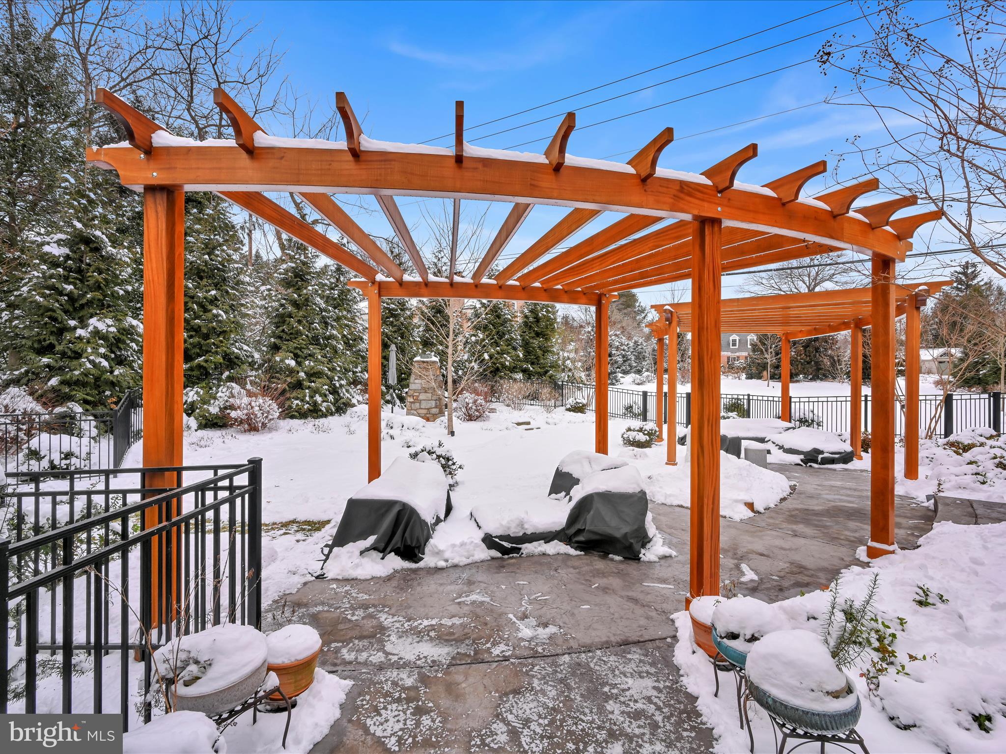 1401 Hillcrest Road Lancaster, PA 17603 - Photo 42 of 105 Patio