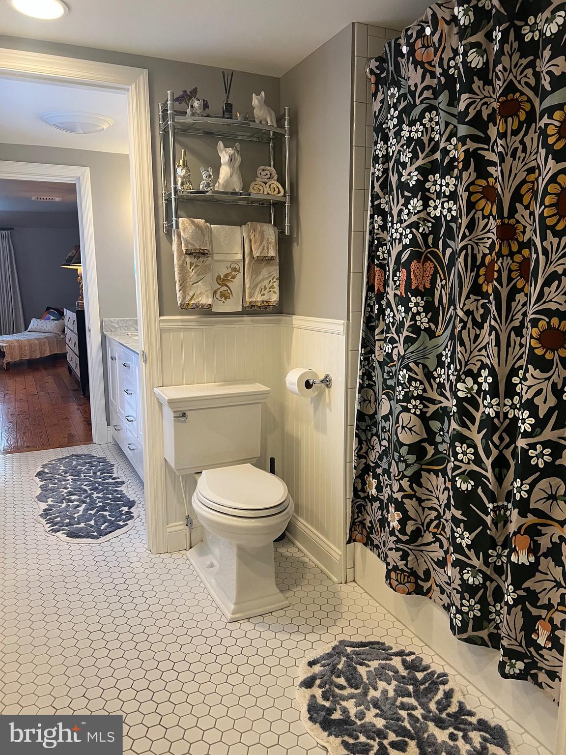 1401 Hillcrest Road Lancaster, PA 17603 - Photo 65 of 105 Primary Bath