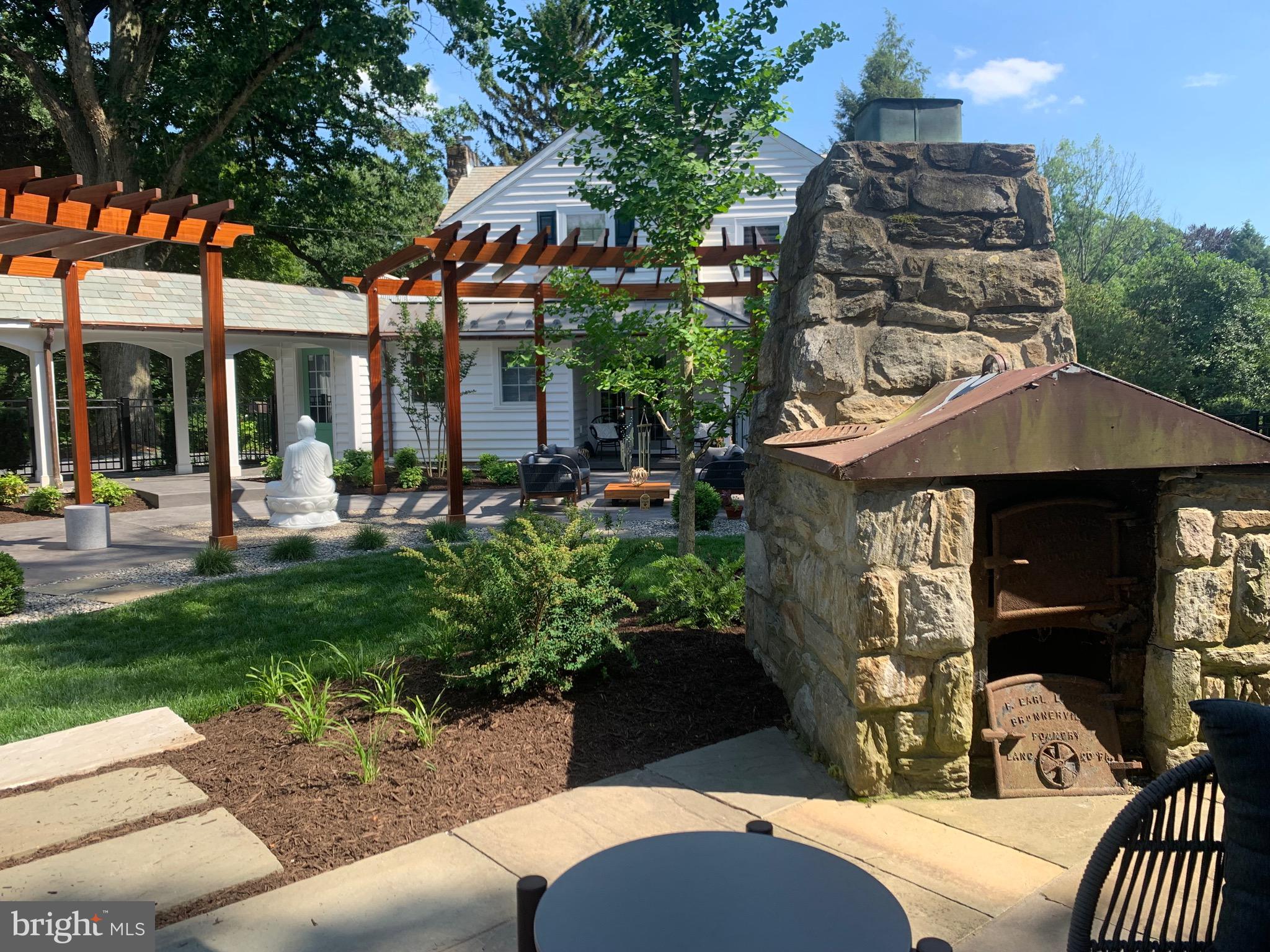 1401 Hillcrest Road Lancaster, PA 17603 - Photo 86 of 105 Vintage Grill & Pergolas