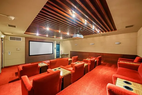 $300,000 | 30 East Huron Street, Unit 5306, Chicago, IL 60611