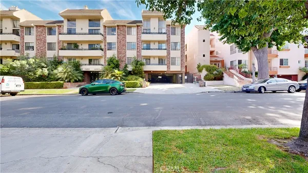 $4,500 | 14569 Benefit Street, Sherman Oaks, CA 91403